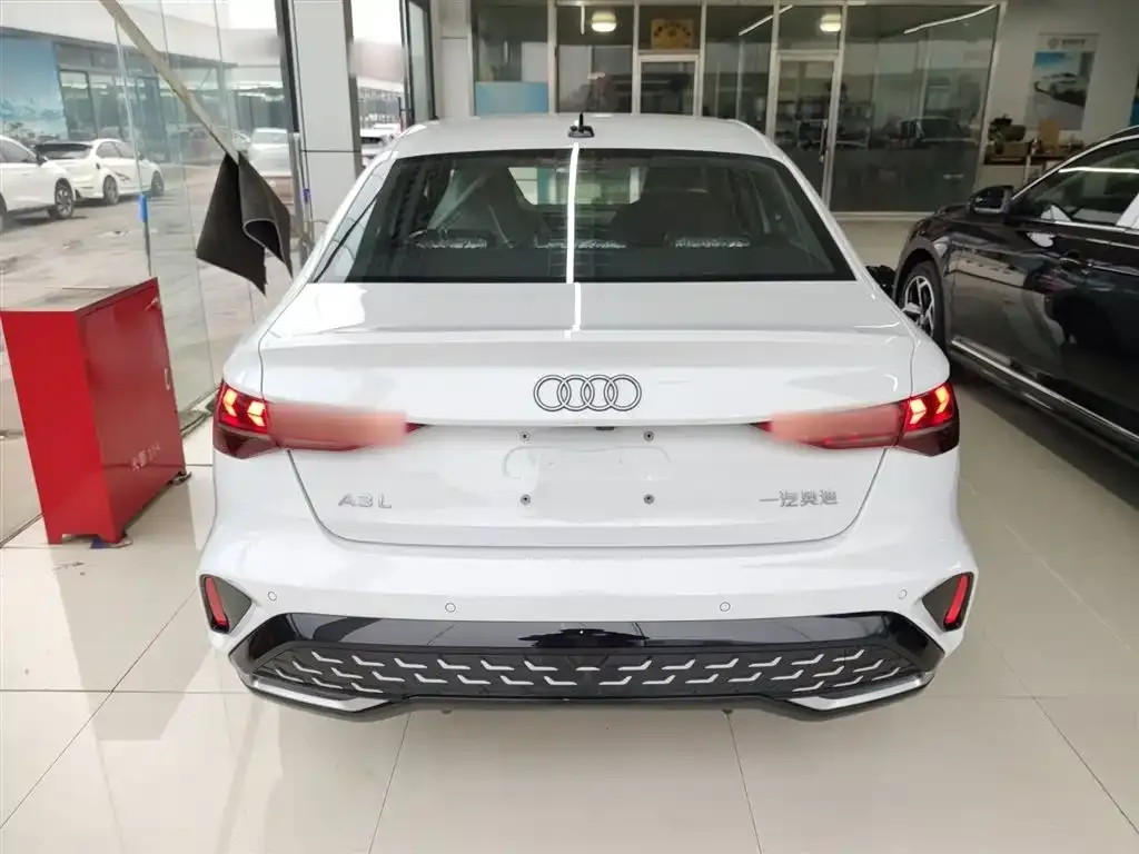 Audi A3 2026 из CN, фото 3