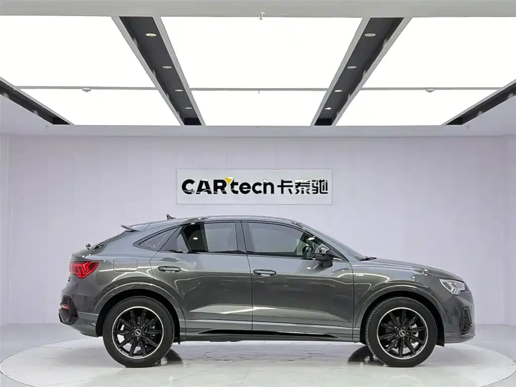 Audi Q3 Sportback — фото 2