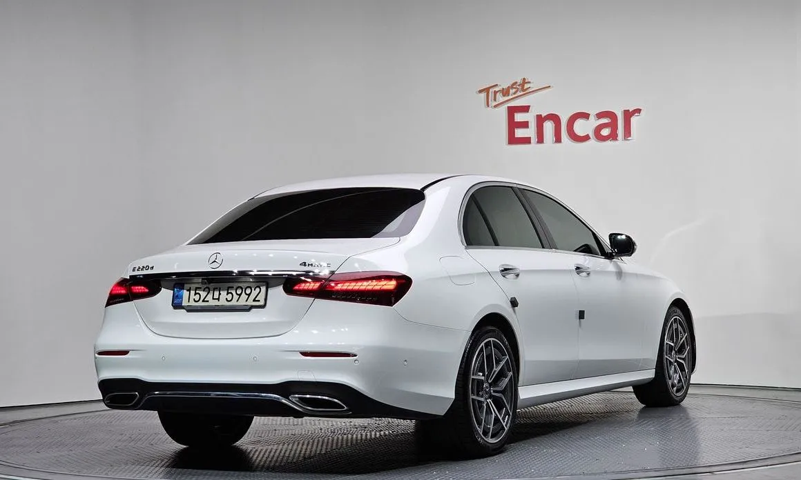 Mercedes-Benz E-Class 2022 из KR, фото 2