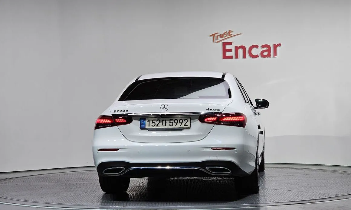Mercedes-Benz E-Class 2022 из KR, фото 3