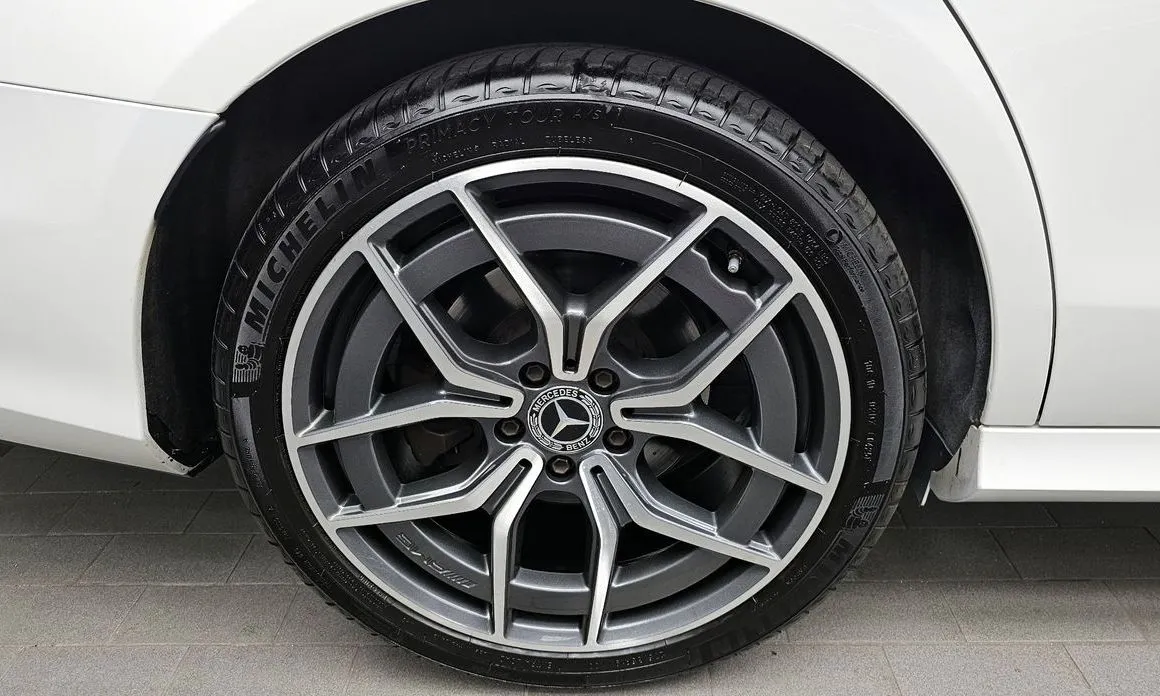 Mercedes-Benz E-Class 2022 из KR, фото 5