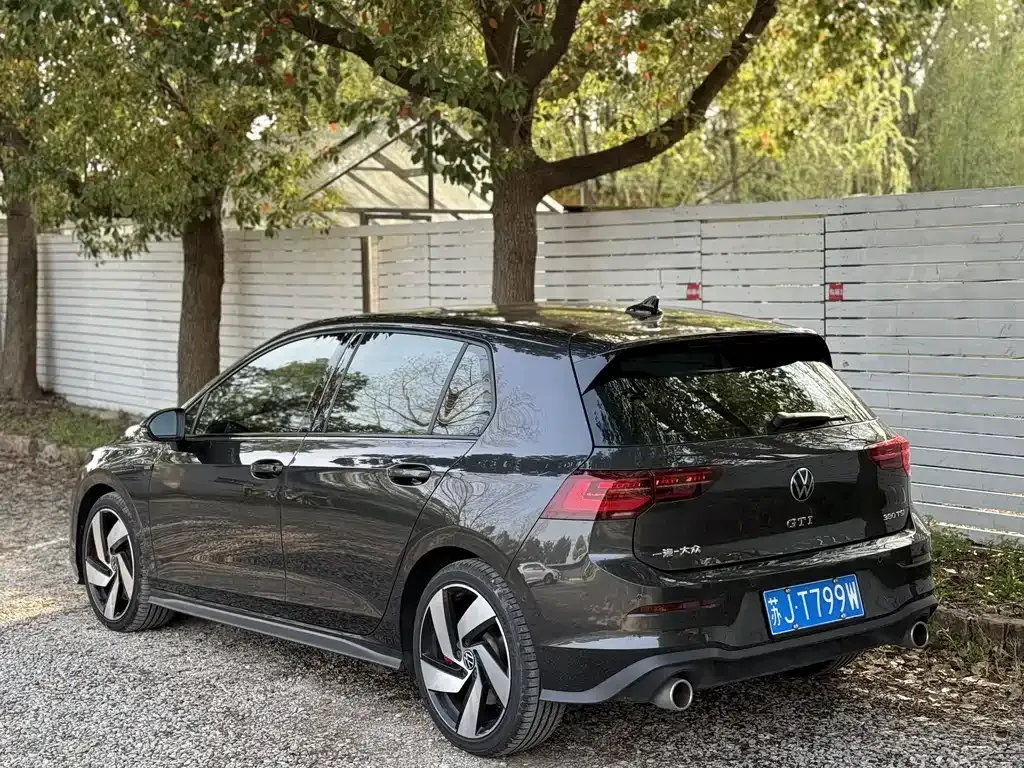 Volkswagen Golf GTI 2023 из CN, фото 10