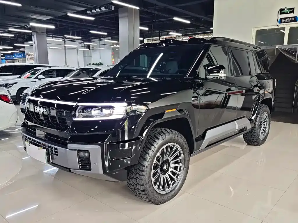 Fang Cheng Bao Leopard 8
