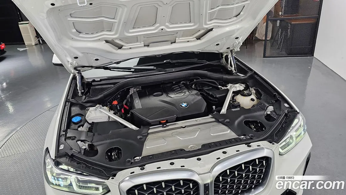 BMW X4 — фото 10
