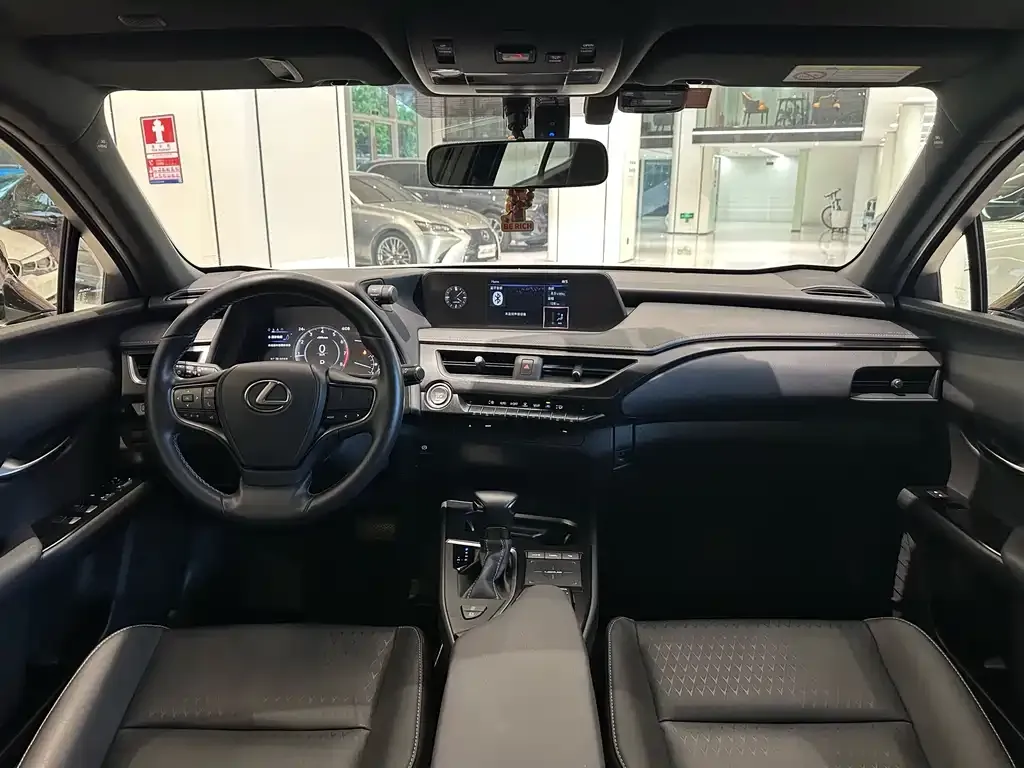 Lexus UX 2022 из CN, фото 3