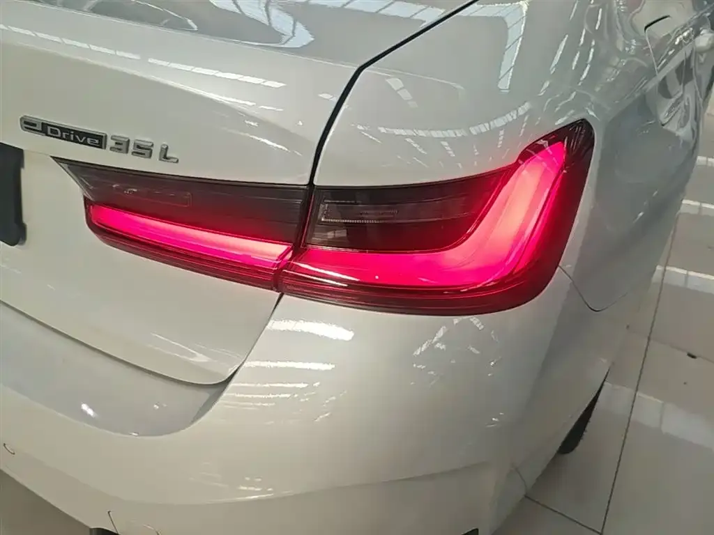 BMW i3 — фото 10