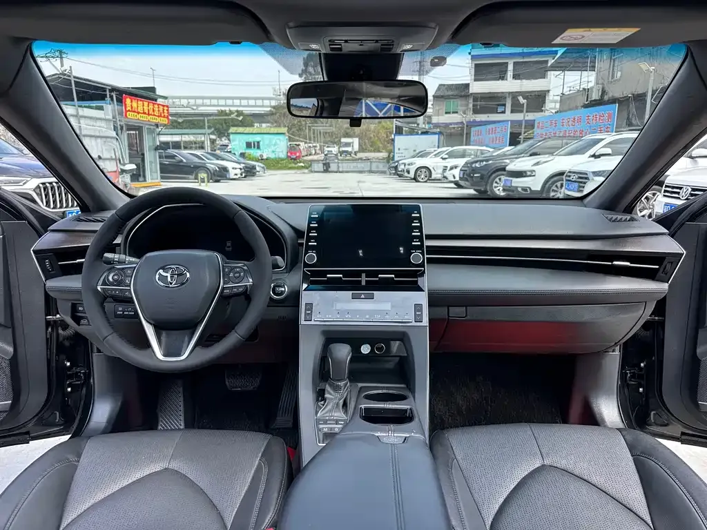 Toyota Avalon — фото 4