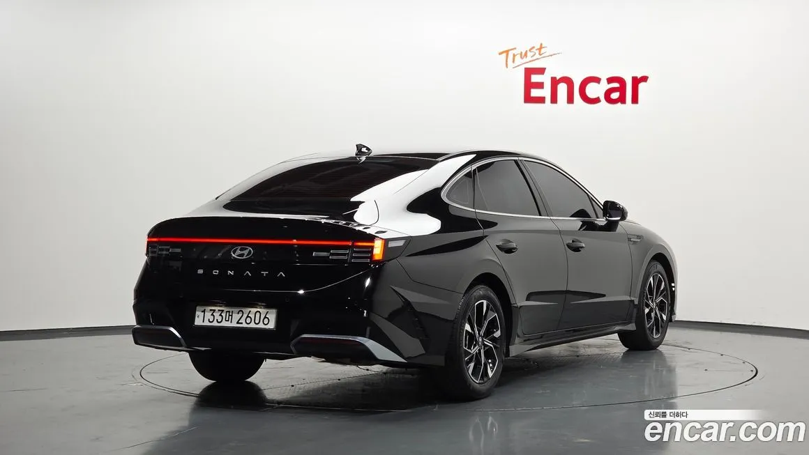 Hyundai Sonata 2024 из KR, фото 2