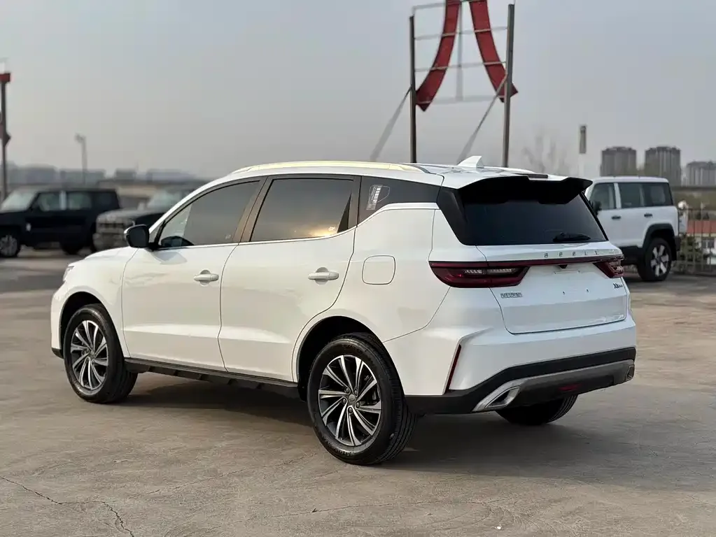Geely Vision X6 — фото 7