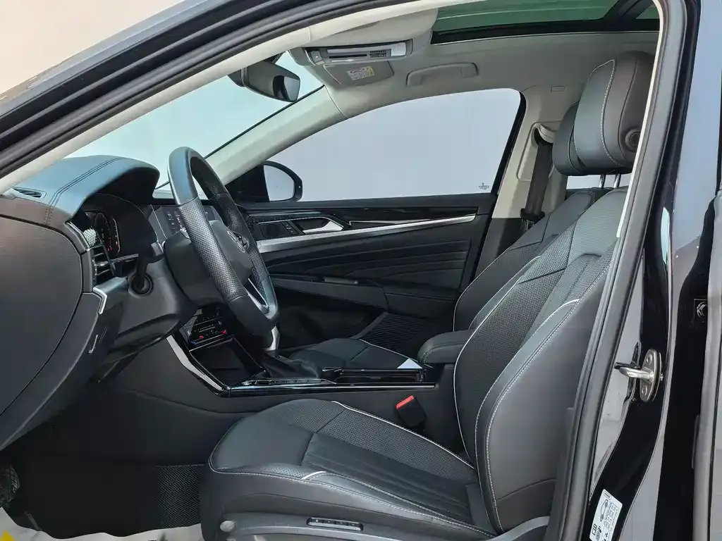 Volkswagen Passat — фото 5