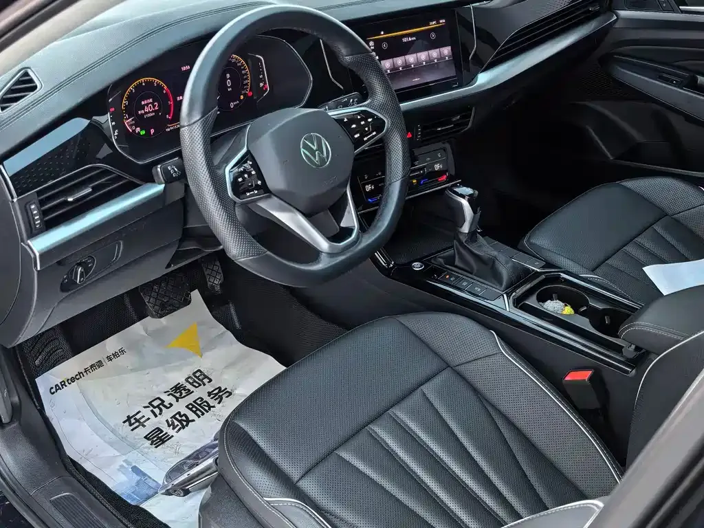 Volkswagen Passat — фото 9