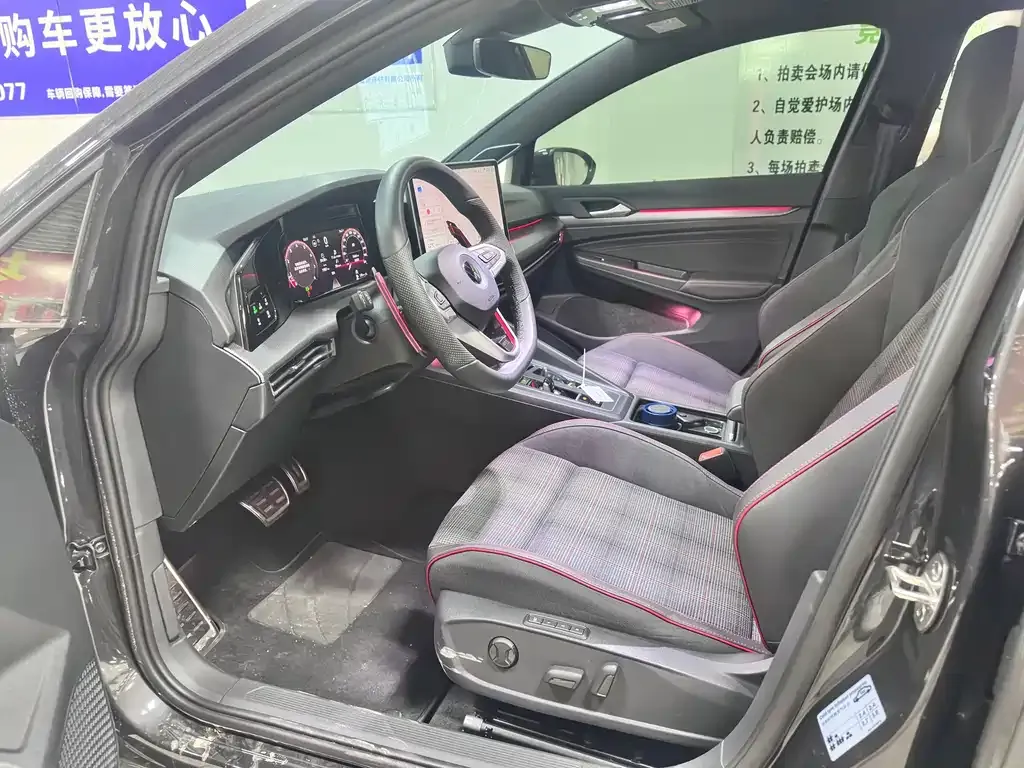 Volkswagen Golf GTI — фото 4