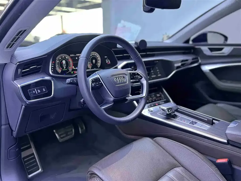 Audi A7L — фото 4