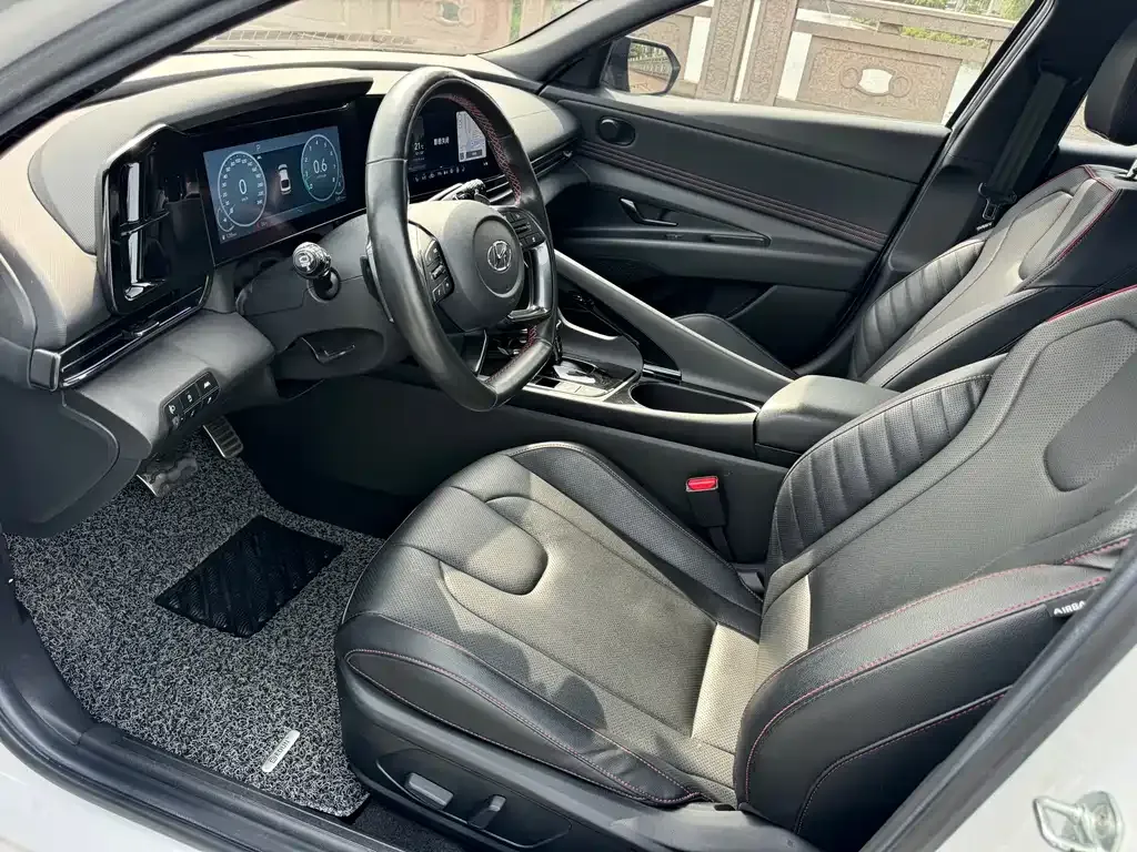 Hyundai Elantra 2021 из CN, фото 9