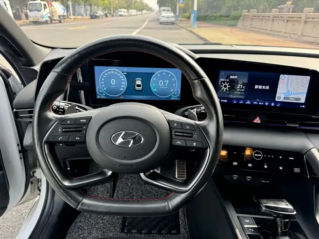 Hyundai Elantra 2021 из CN, фото 5