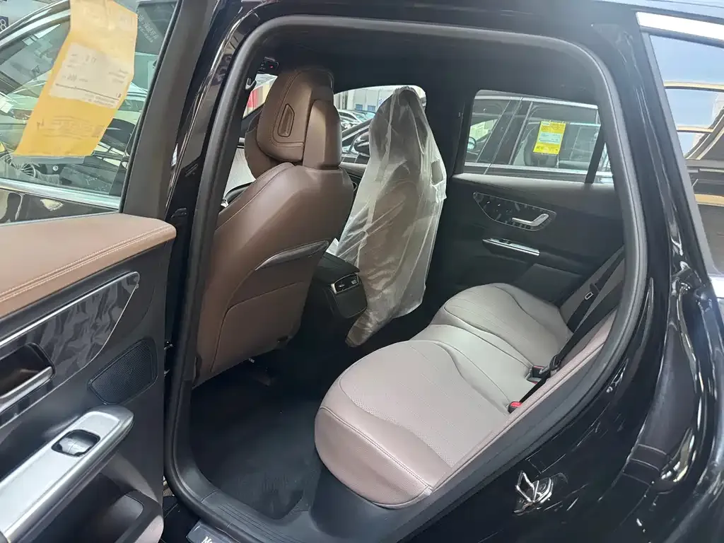 Mercedes-Benz EQE SUV — фото 2