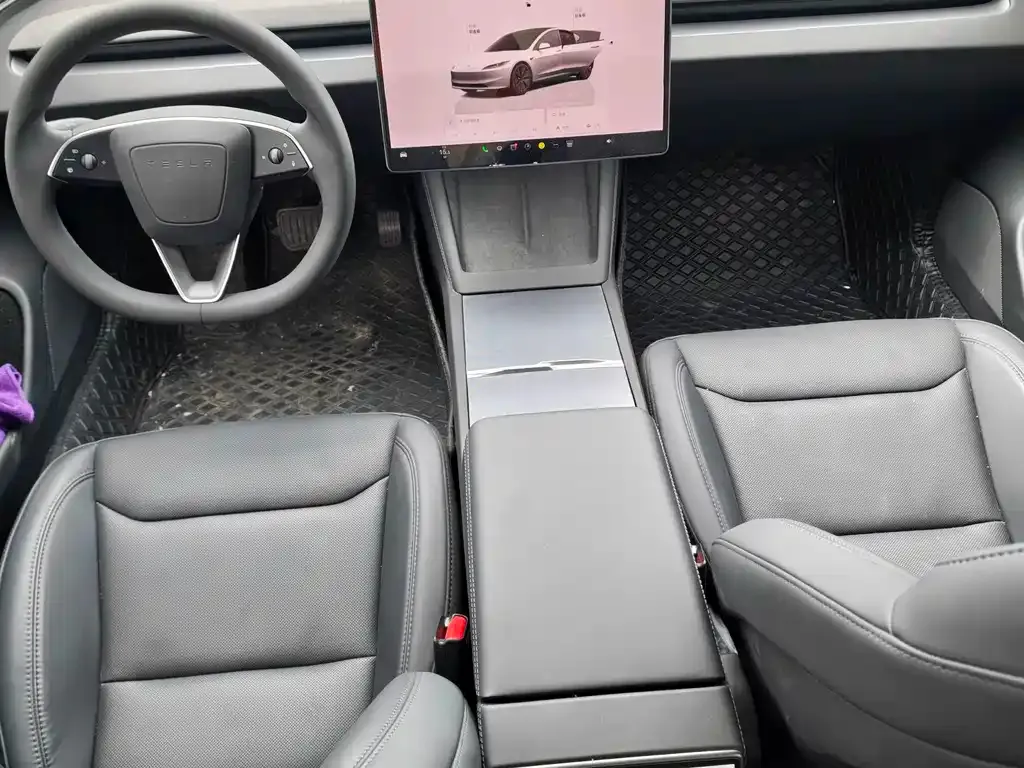 Tesla Model 3 — фото 5