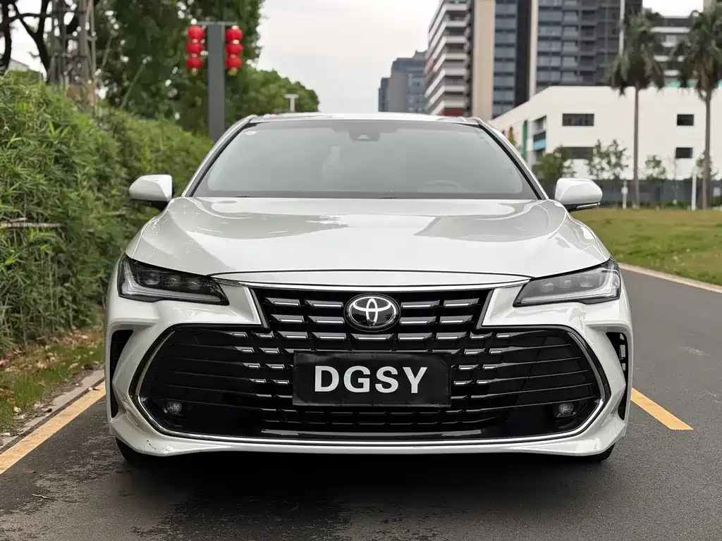 Toyota Avalon 2023 из CN, фото 3