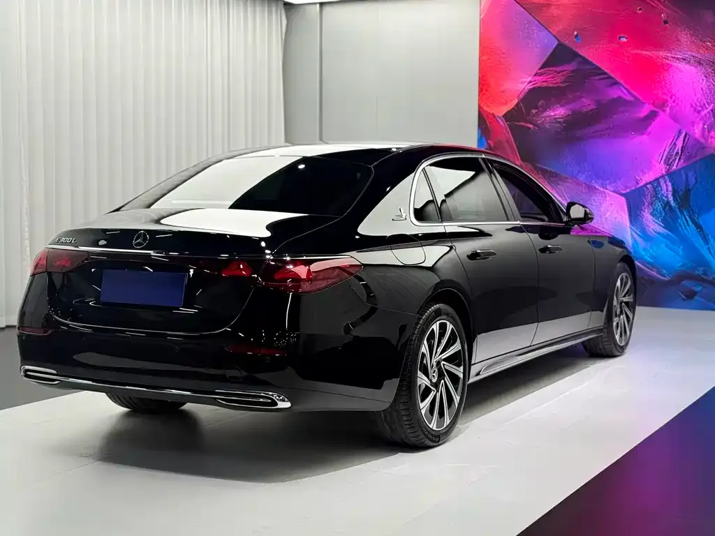 Mercedes-Benz E-Class 2024 из CN, фото 6