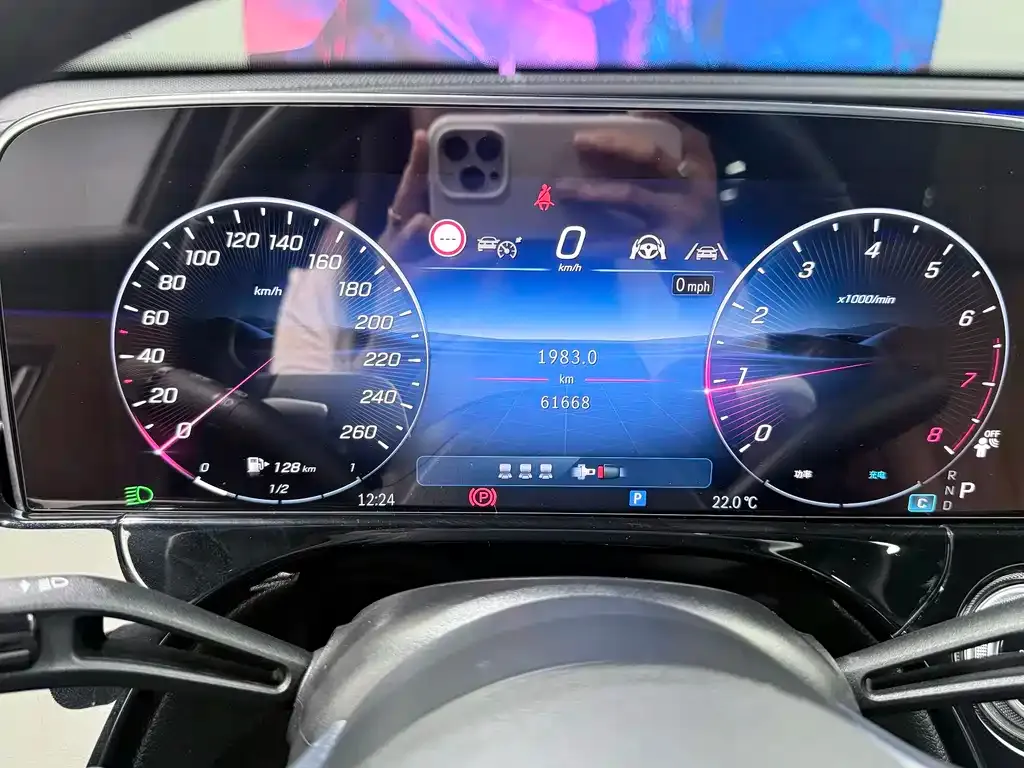 Mercedes-Benz E-Class 2024 из CN, фото 9