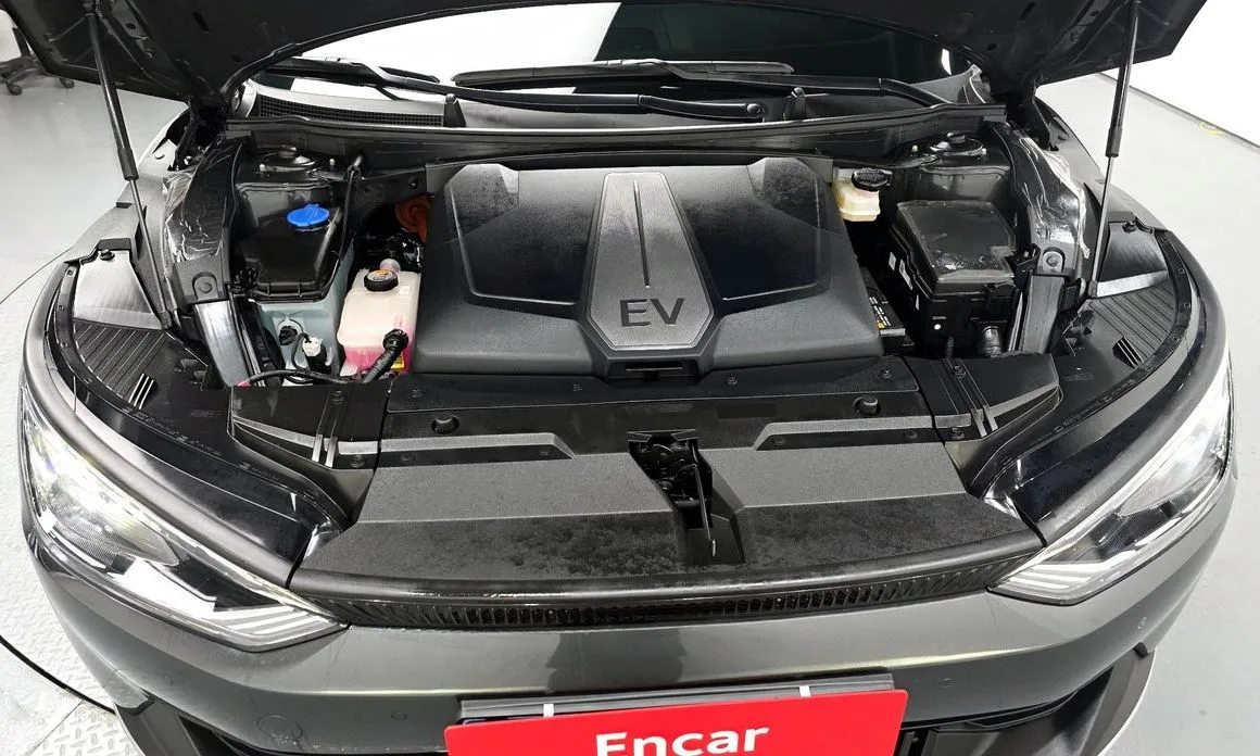 Kia EV6 2023 из KR, фото 10