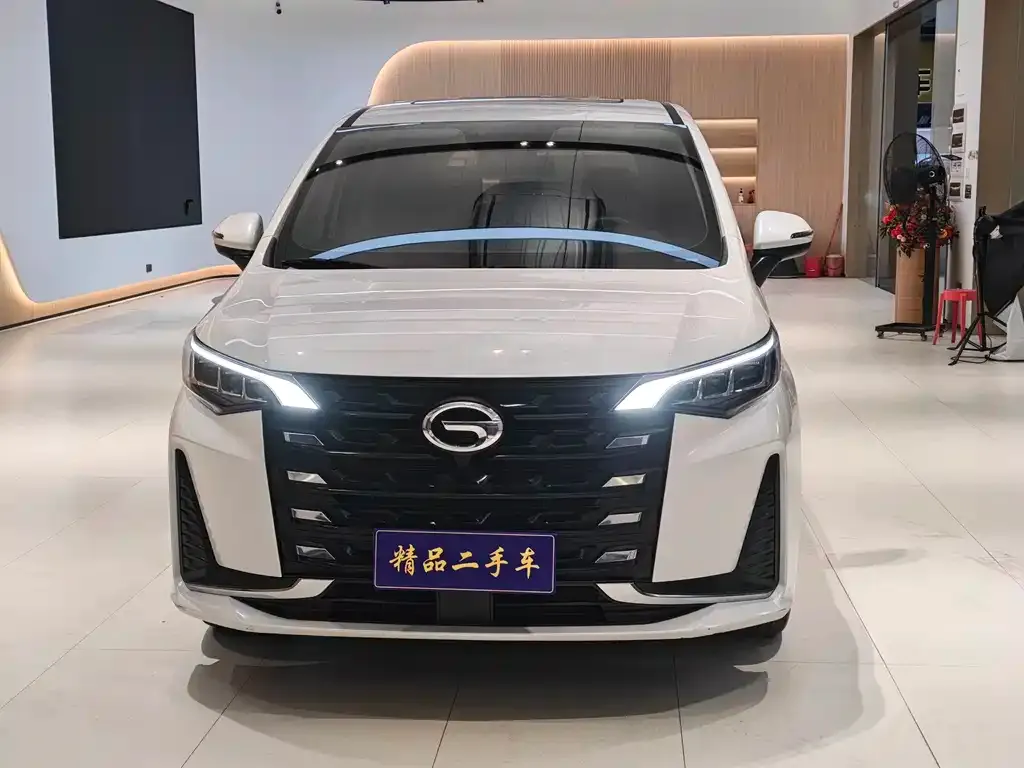 GAC Motor Trumpchi M6 — фото 2