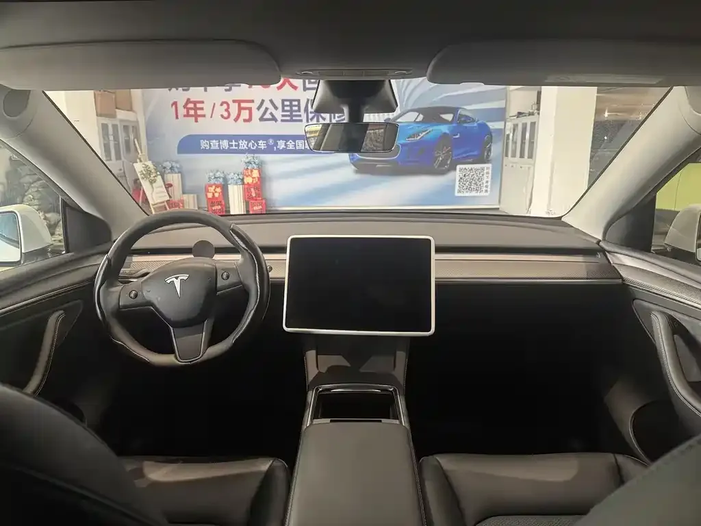 Tesla Model Y — фото 4