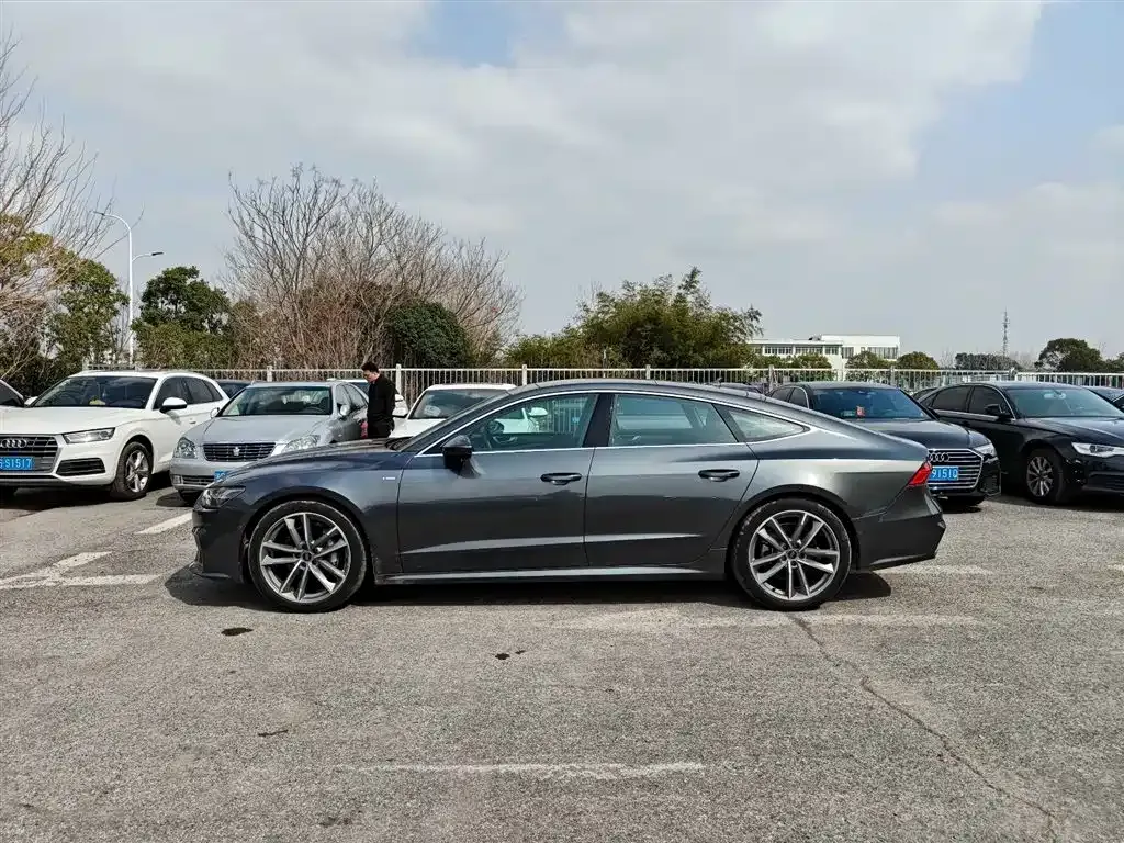 Audi A7 — фото 8