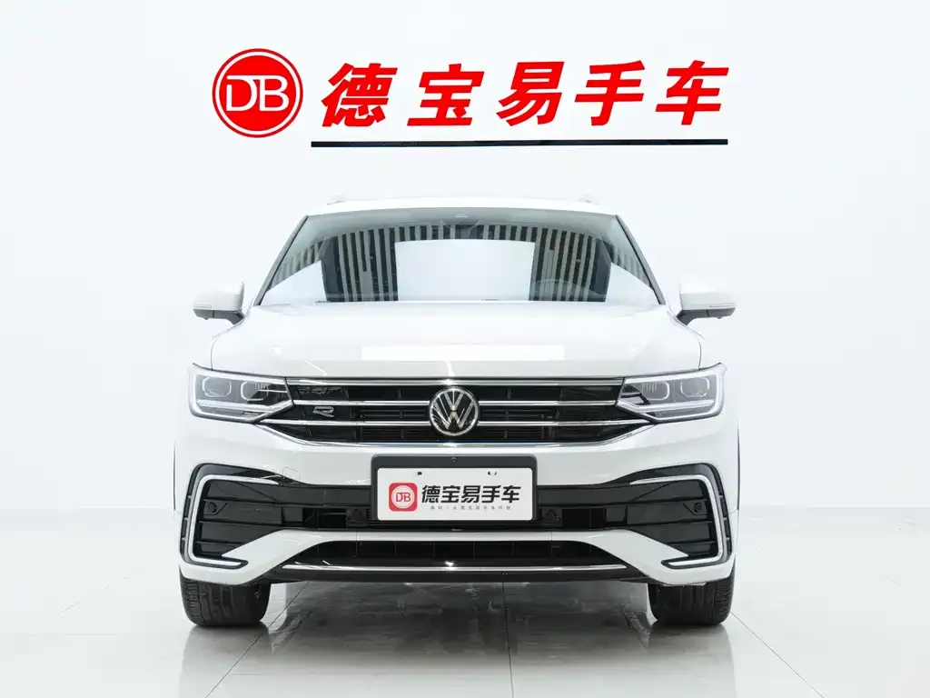 Volkswagen Tiguan L — фото 3