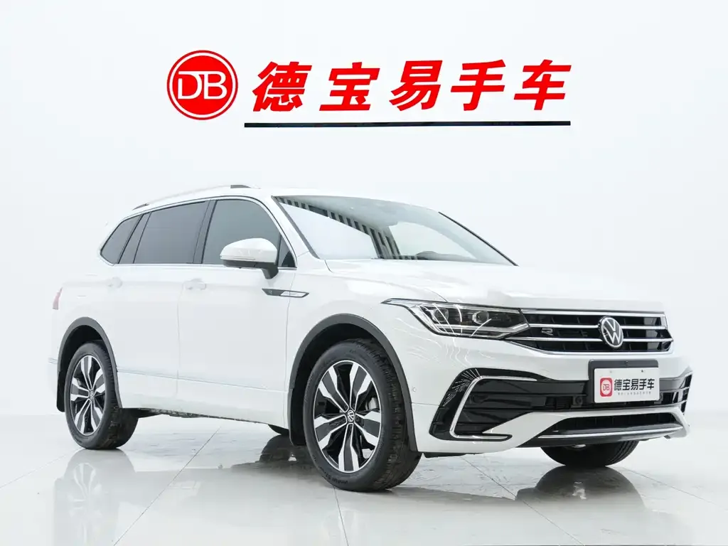 Volkswagen Tiguan L — фото 6