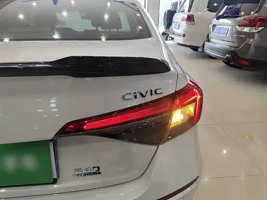 Honda Civic — фото 6