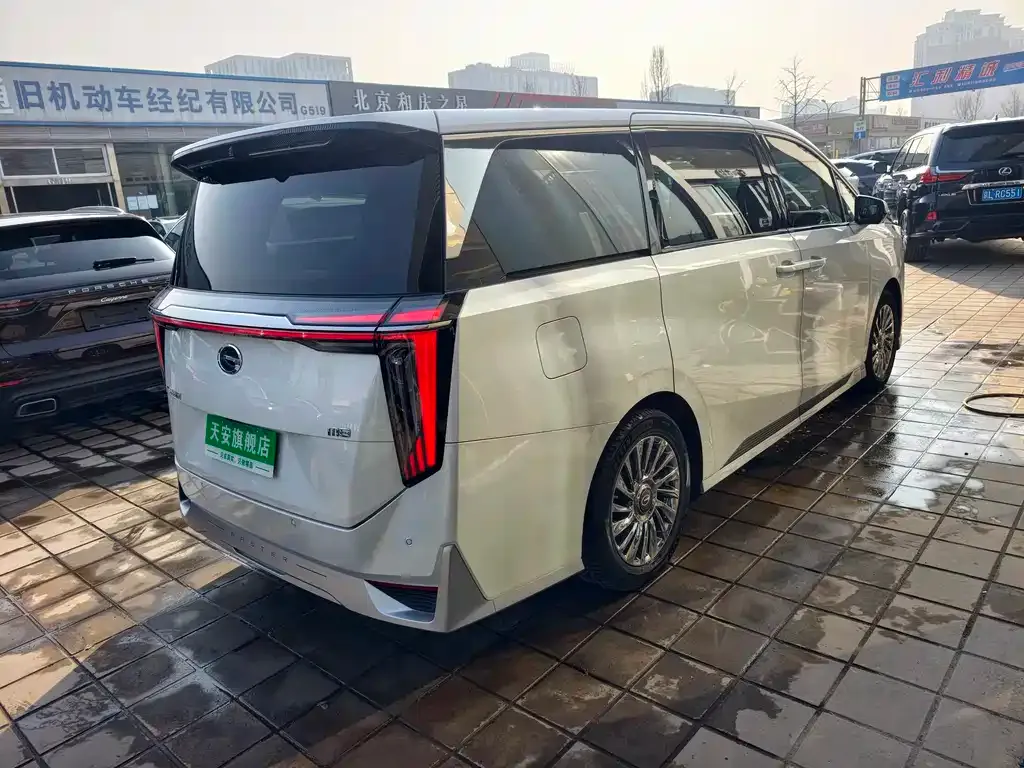 GAC Motor Trumpchi M8 — фото 4