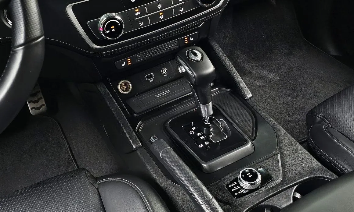 KG Mobility (Ssangyong) Rexton — фото 8