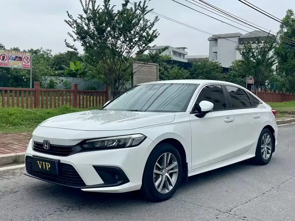 Honda Civic — фото 1
