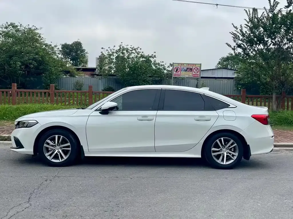 Honda Civic — фото 3