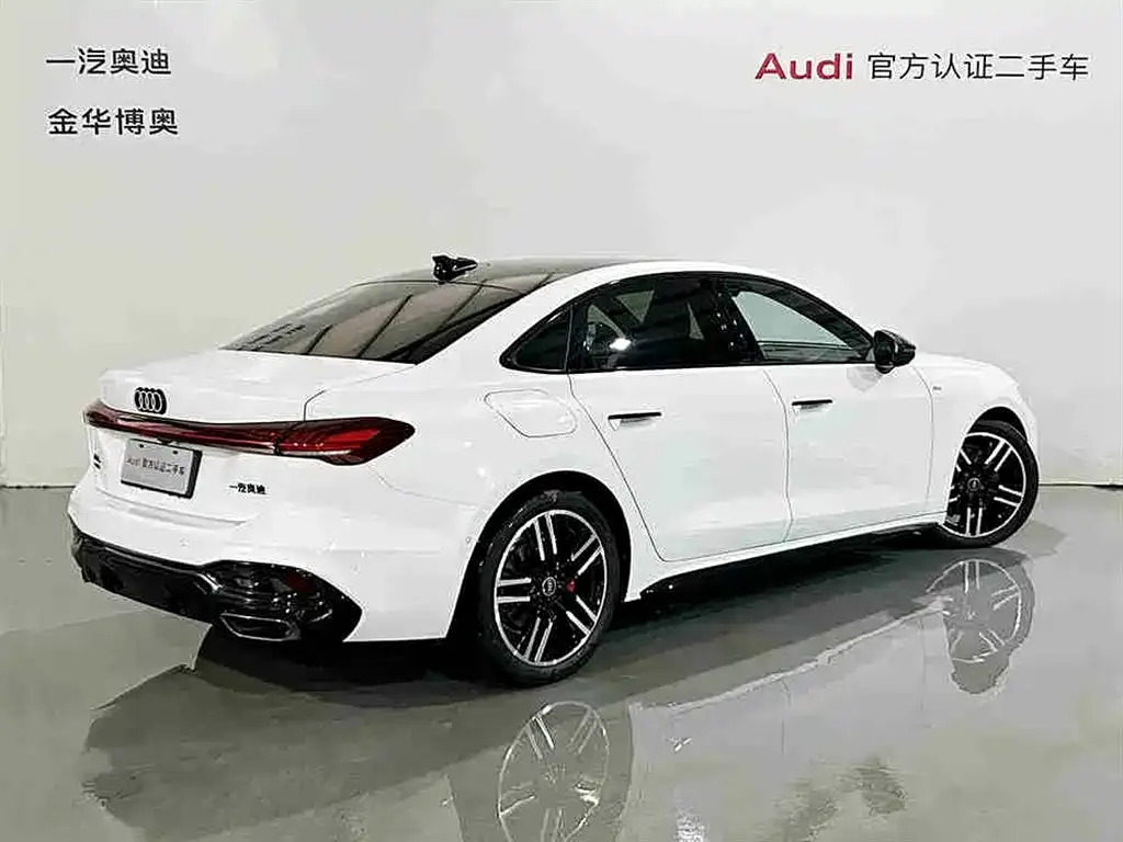 Audi A5L — фото 5