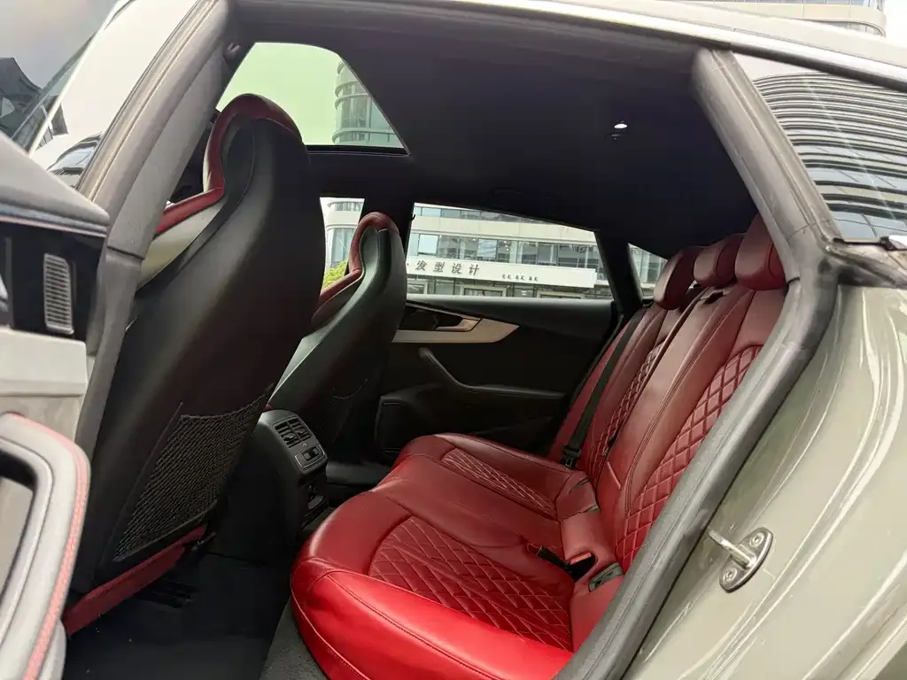 Audi S5 2021 из CN, фото 2
