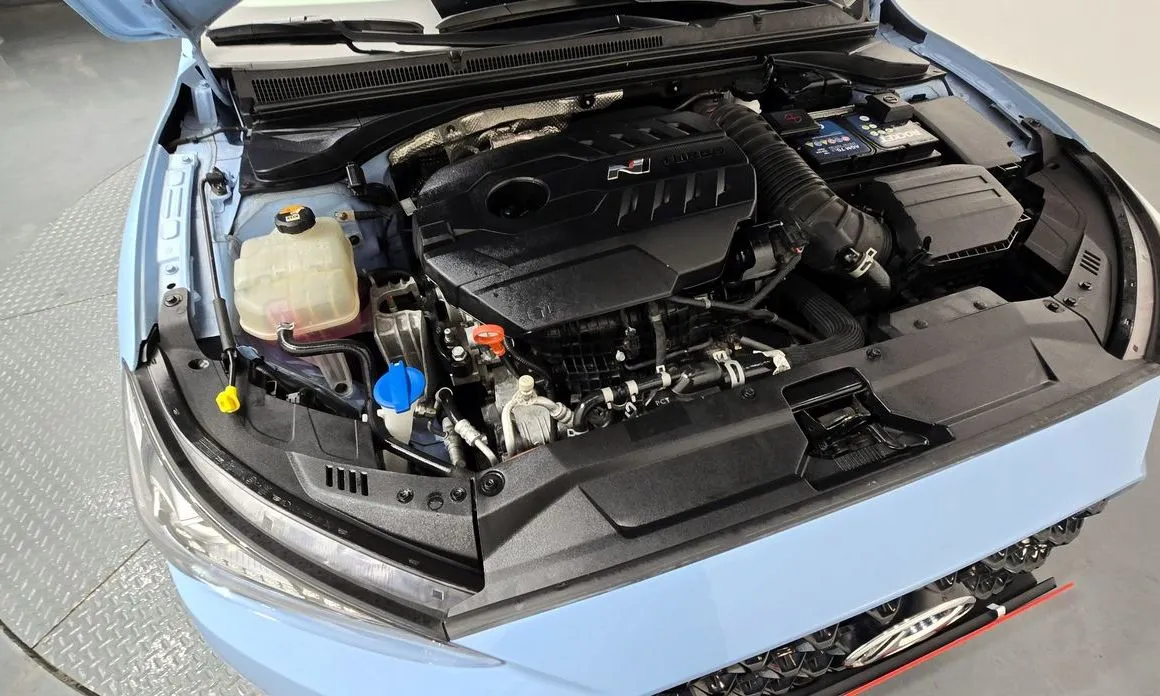 Hyundai Veloster 2021 из KR, фото 2