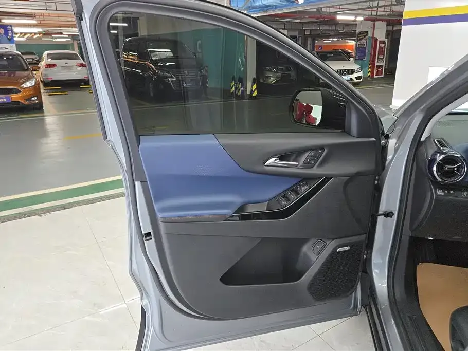 Chevrolet Plus 2025 из CN, фото 8