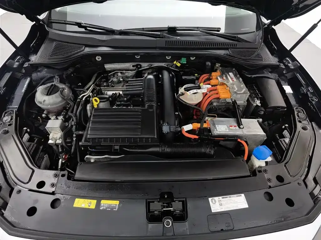 Volkswagen 帕萨特插电混动 — фото 9