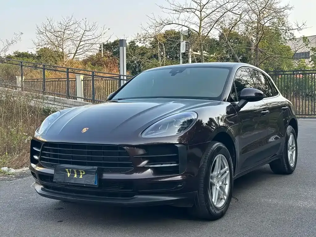 Porsche Macan — фото 1