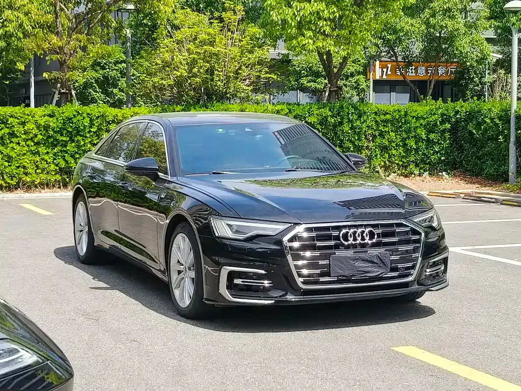 Audi A6L — фото 5
