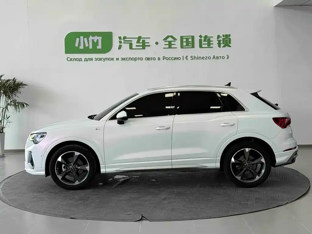 Audi Q3 — фото 8