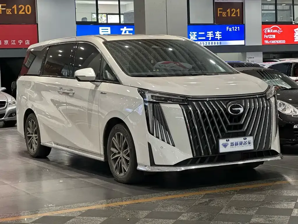 GAC Motor Trumpchi M8 — фото 8