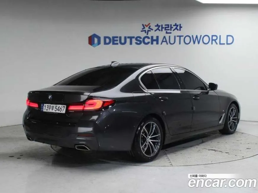 BMW 5-Series 2023 из KR, фото 8