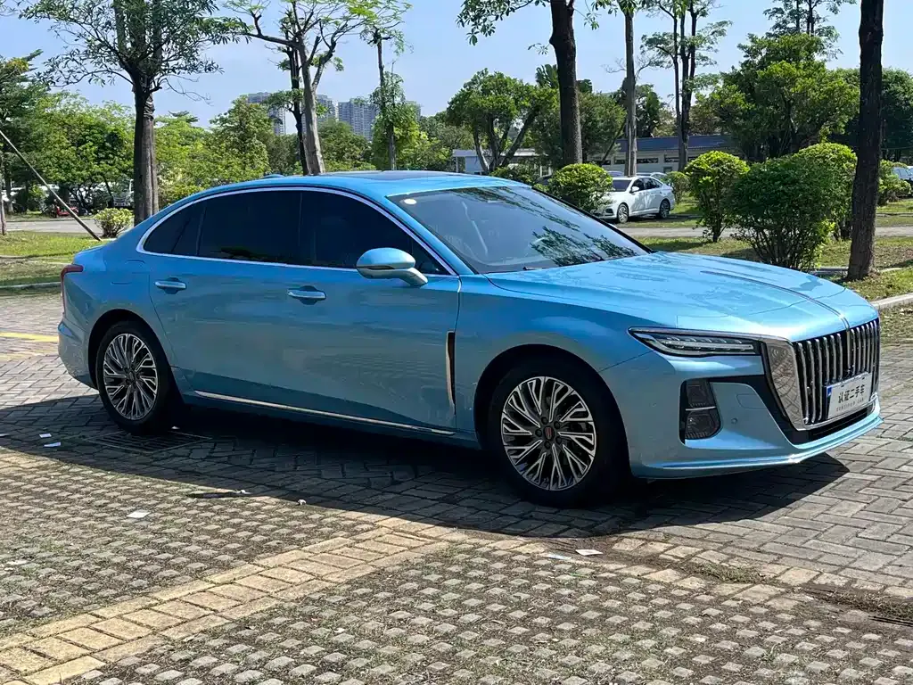 Hongqi H5 — фото 7