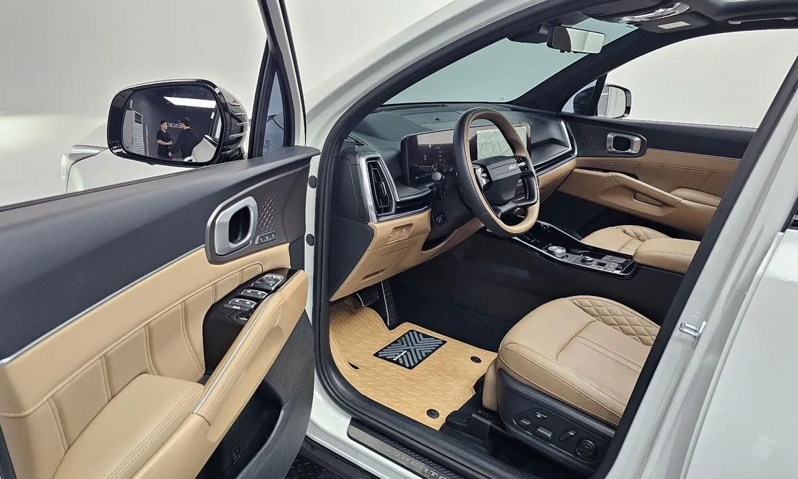 Kia Sorento — фото 7