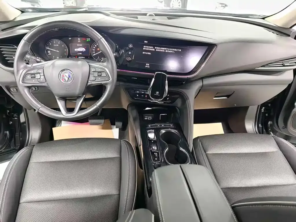 Buick Envision Plus — фото 4