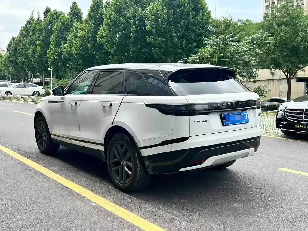 Land Rover Velar — фото 7