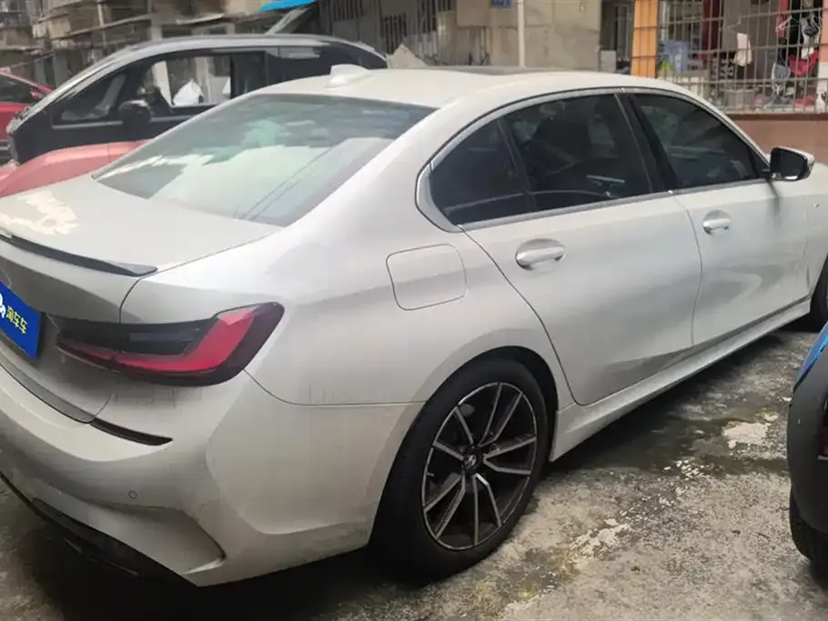 BMW 3 Series 2022 из CN, фото 3